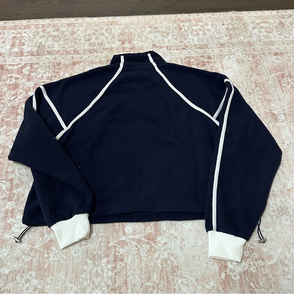 NWT Navy Fleece Contrast Cropped Sweatshirt With Drawstrings - Picture 12 of 12